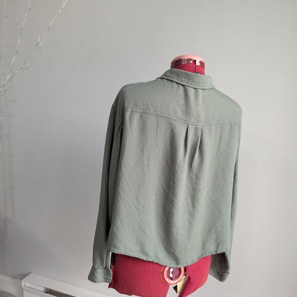 Embroidered Shirt - Picture 4 of 5